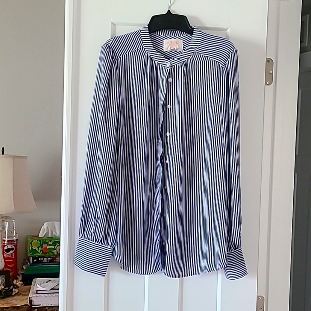 NWOT BLUE AND WHITE STRIPED BUTTON DOWN BLOUSE